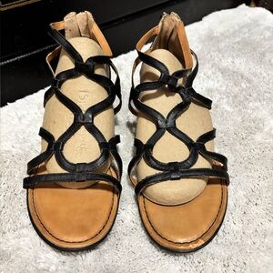 B.O.C. Womens Black Leather Strappy Low Wedge Casual Career Sandals